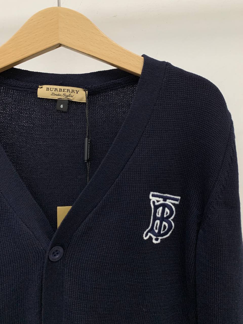 Стильный кардиган Burberry BP-37192 Стильный кардиган Burberry BP-37192