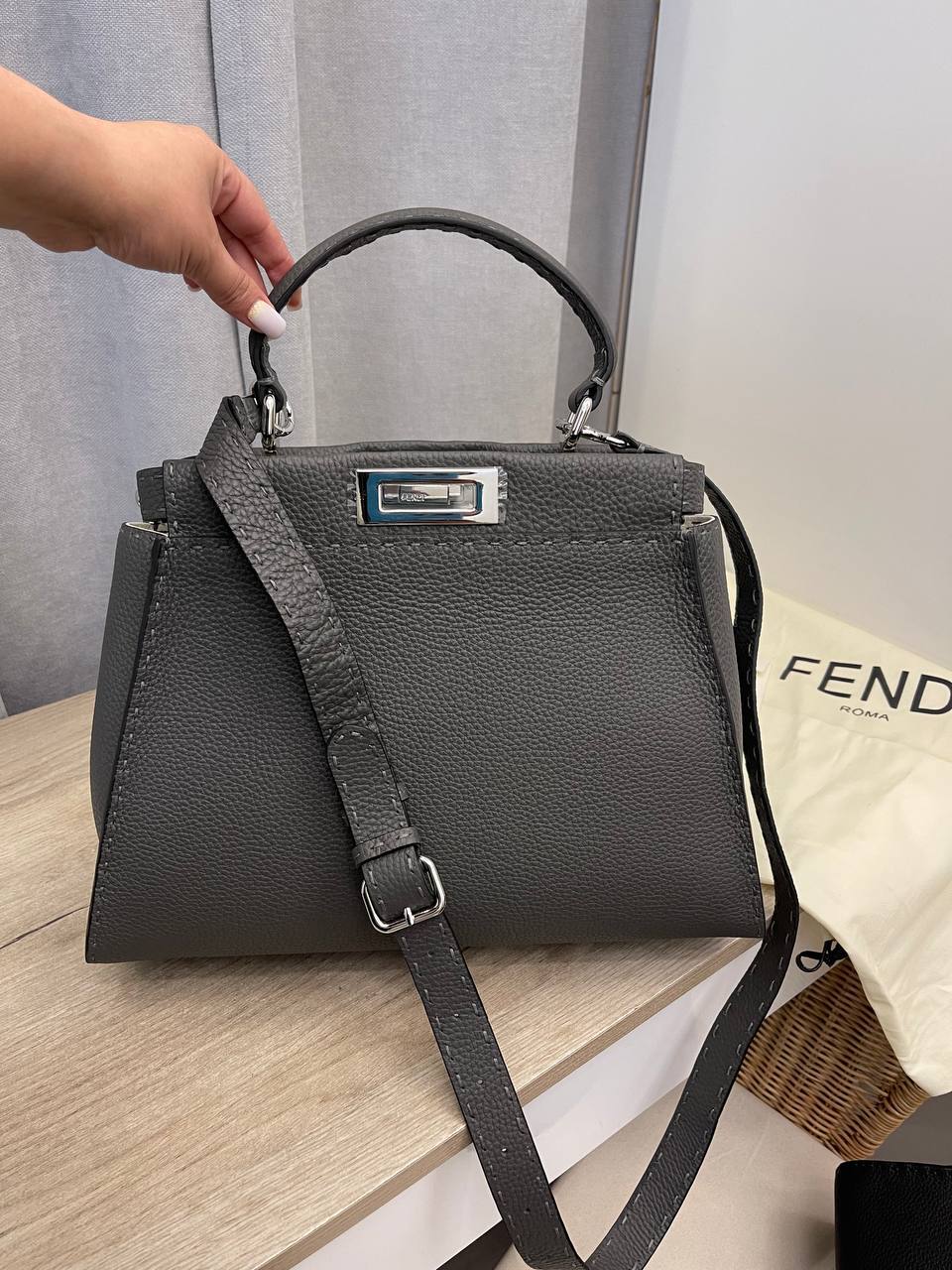 Элитная женская сумка Fendi BP-39945 Элитная женская сумка Fendi BP-39945