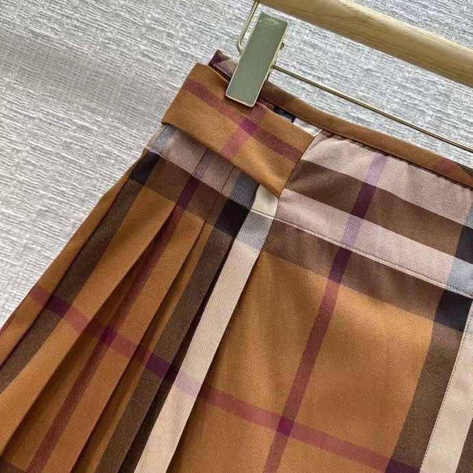 Юбка Burberry премиум BP-32993 Юбка Burberry премиум BP-32993