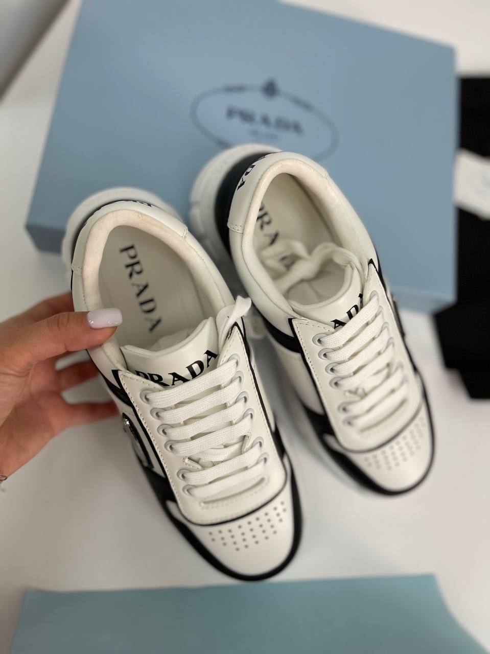 Женские кеды трендовые Prada BP-17956 Женские кеды трендовые Prada BP-17956