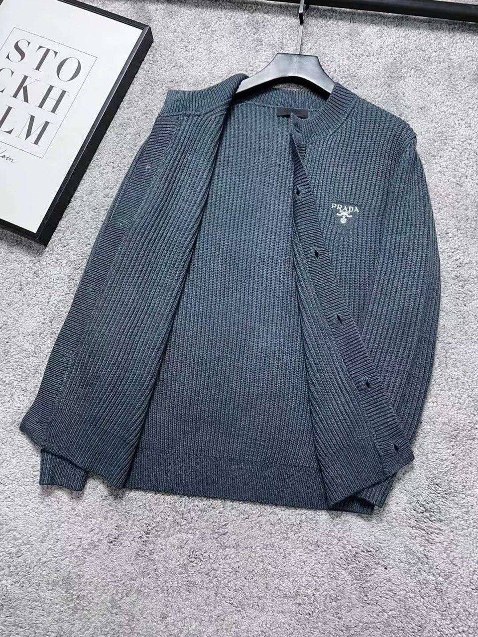 Prada кардиган лимитированный BP-40408 Prada кардиган лимитированный BP-40408