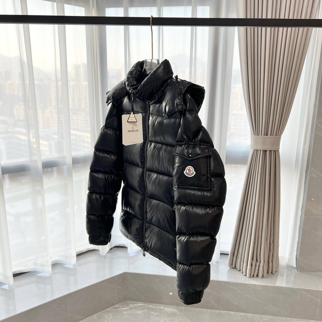 Пуховик черный Maya Moncler BP-000657 Пуховик черный Maya Moncler BP-000657