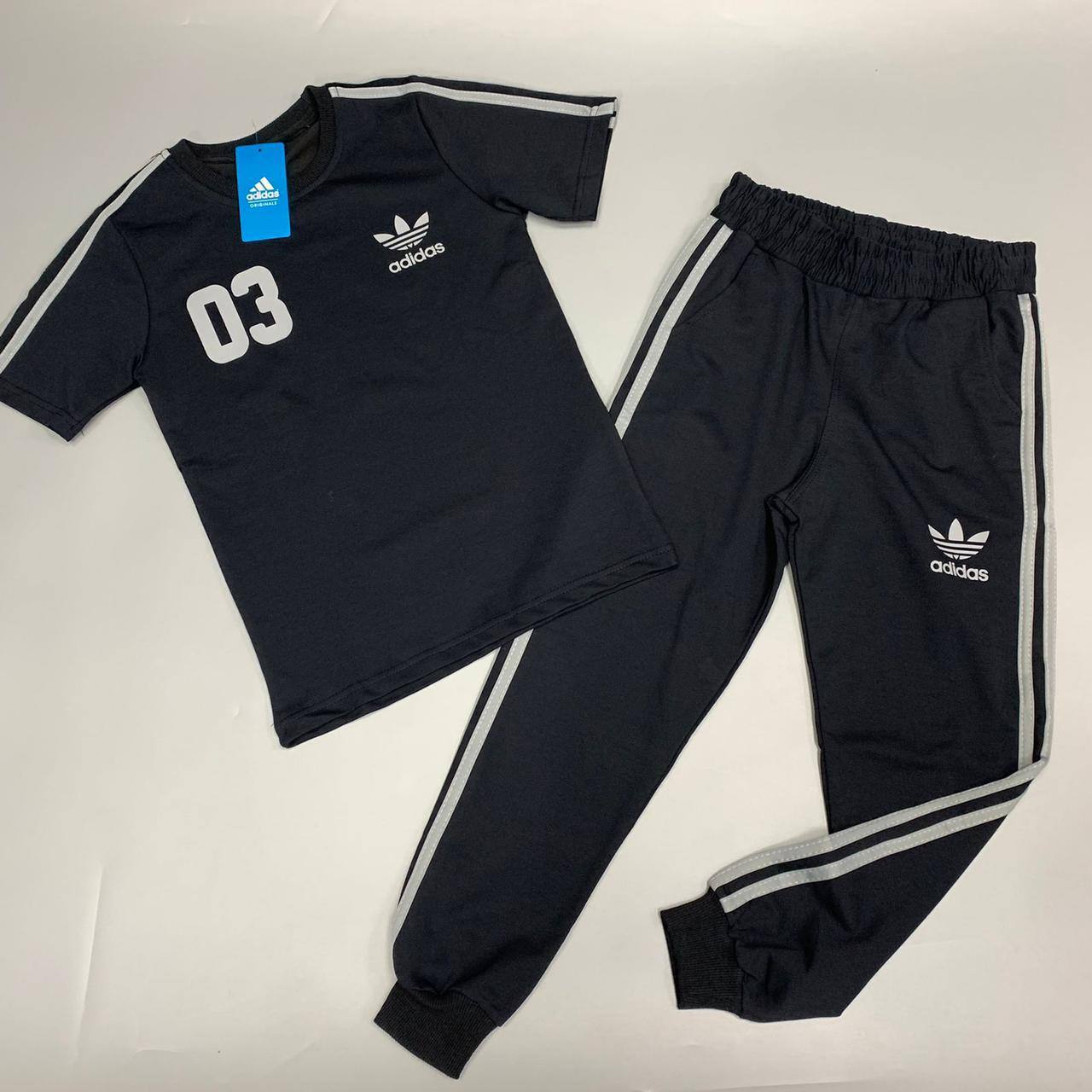 Черный костюм Adidas BP-35704 стильный Черный костюм Adidas BP-35704 стильный