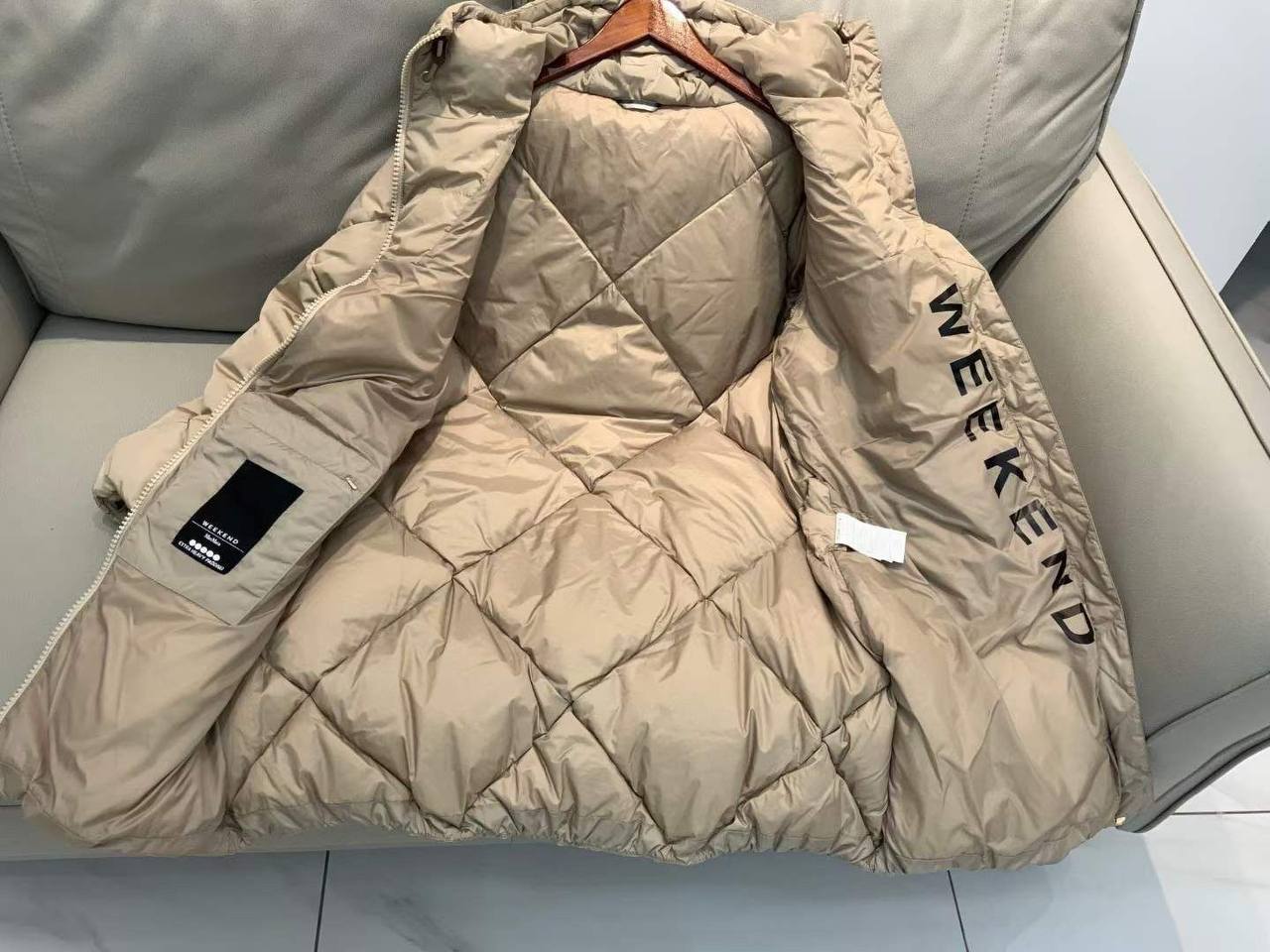 Коллекционный пуховик Max Mara BP-45148 Коллекционный пуховик Max Mara BP-45148