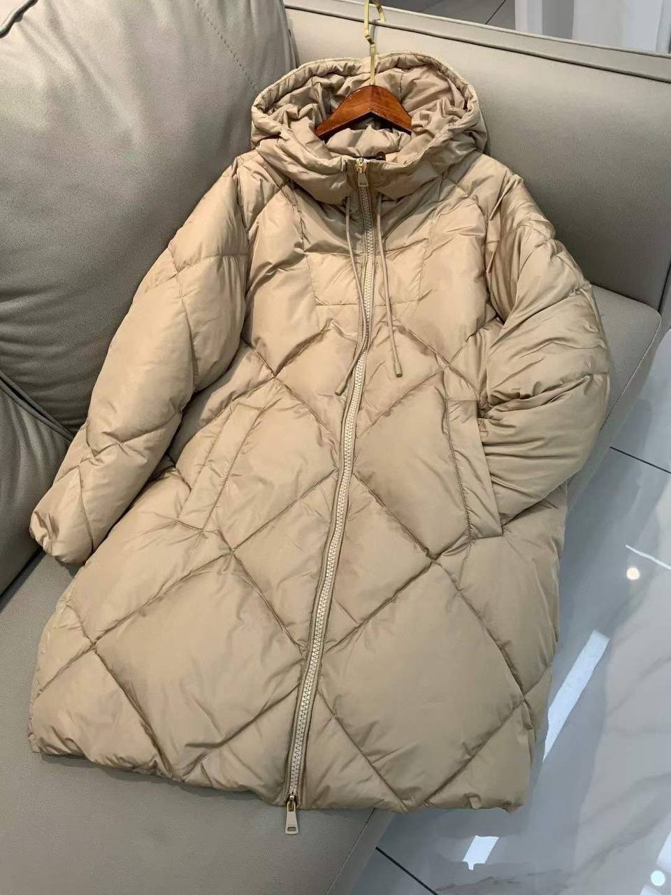 Коллекционный пуховик Max Mara BP-45148 Коллекционный пуховик Max Mara BP-45148