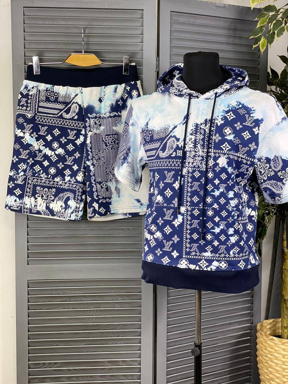 Мужской костюм Louis Vuitton с коротким рукавом BP-28376 Мужской костюм Louis Vuitton с коротким рукавом BP-28376