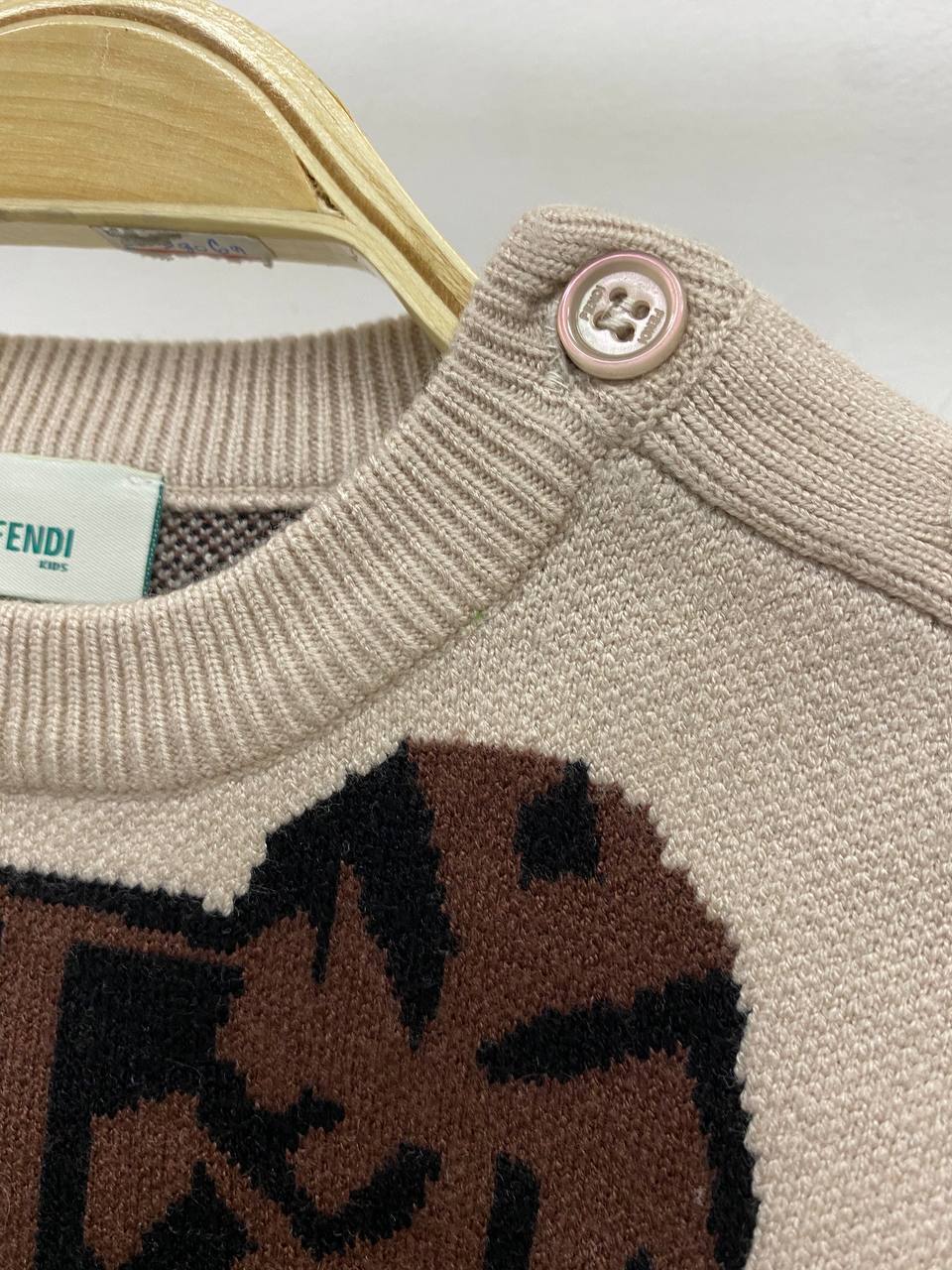 Свитер Fendi BP-24027 премиум Свитер Fendi BP-24027 премиум