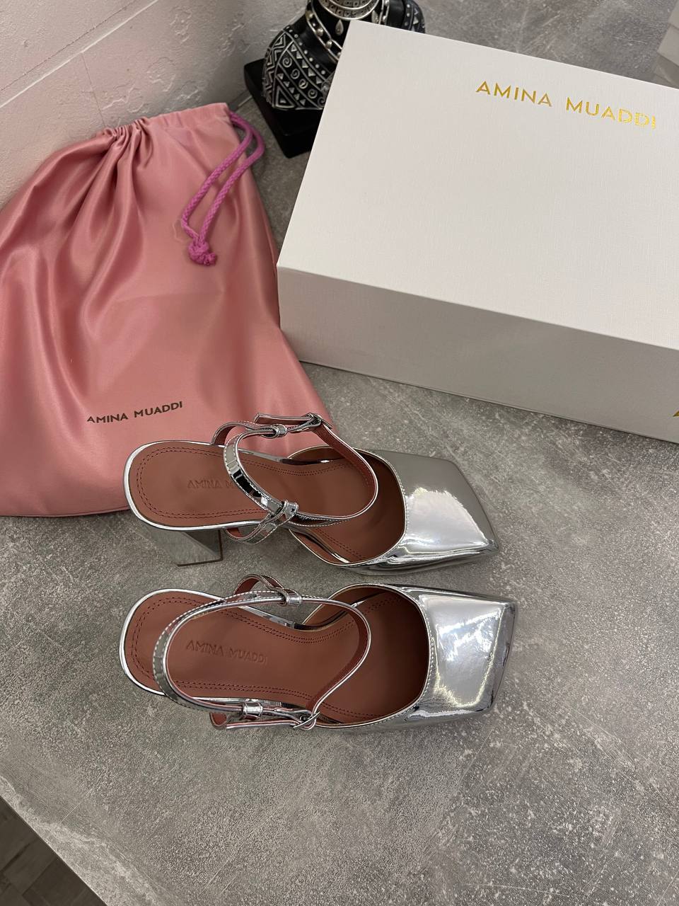 Трендовые туфли Amina Muaddi BP-49153 Трендовые туфли Amina Muaddi BP-49153