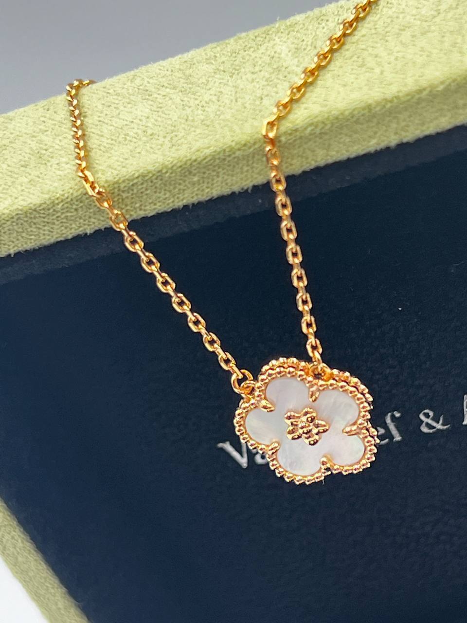 Подвеска Van Cleef премиальная BP-45882 Подвеска Van Cleef премиальная BP-45882