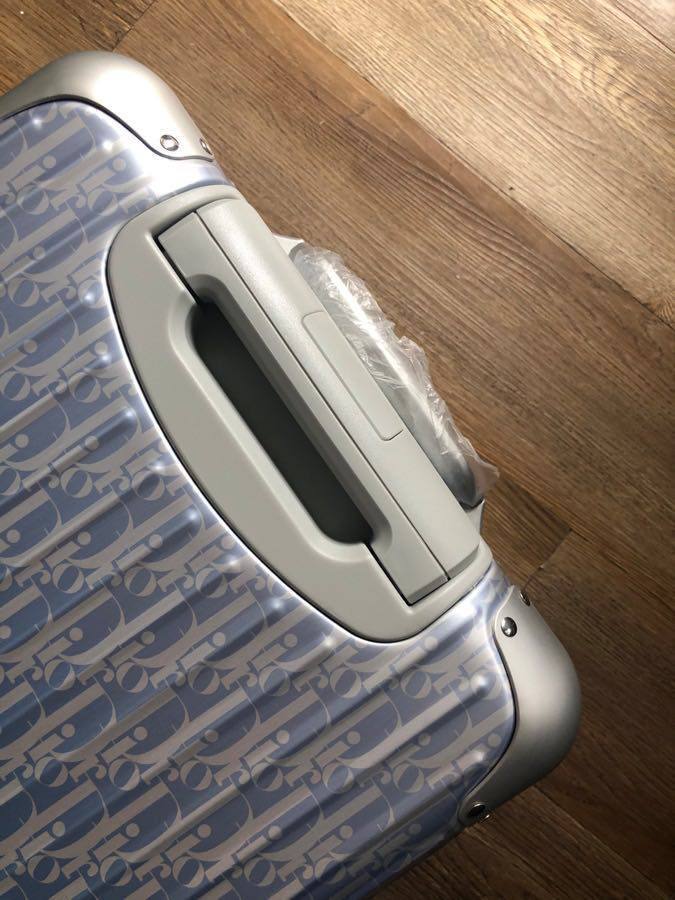 Чемодан Christian Dior 43х66х27см BP-17139 Чемодан Christian Dior 43х66х27см BP-17139