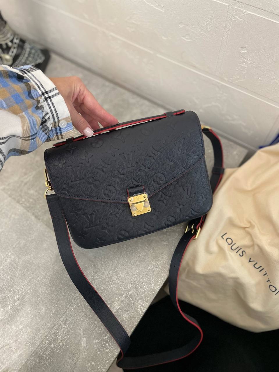 Коллекционная женская сумка Pochette Louis Vuitton BP-42708 Коллекционная женская сумка Pochette Louis Vuitton BP-42708