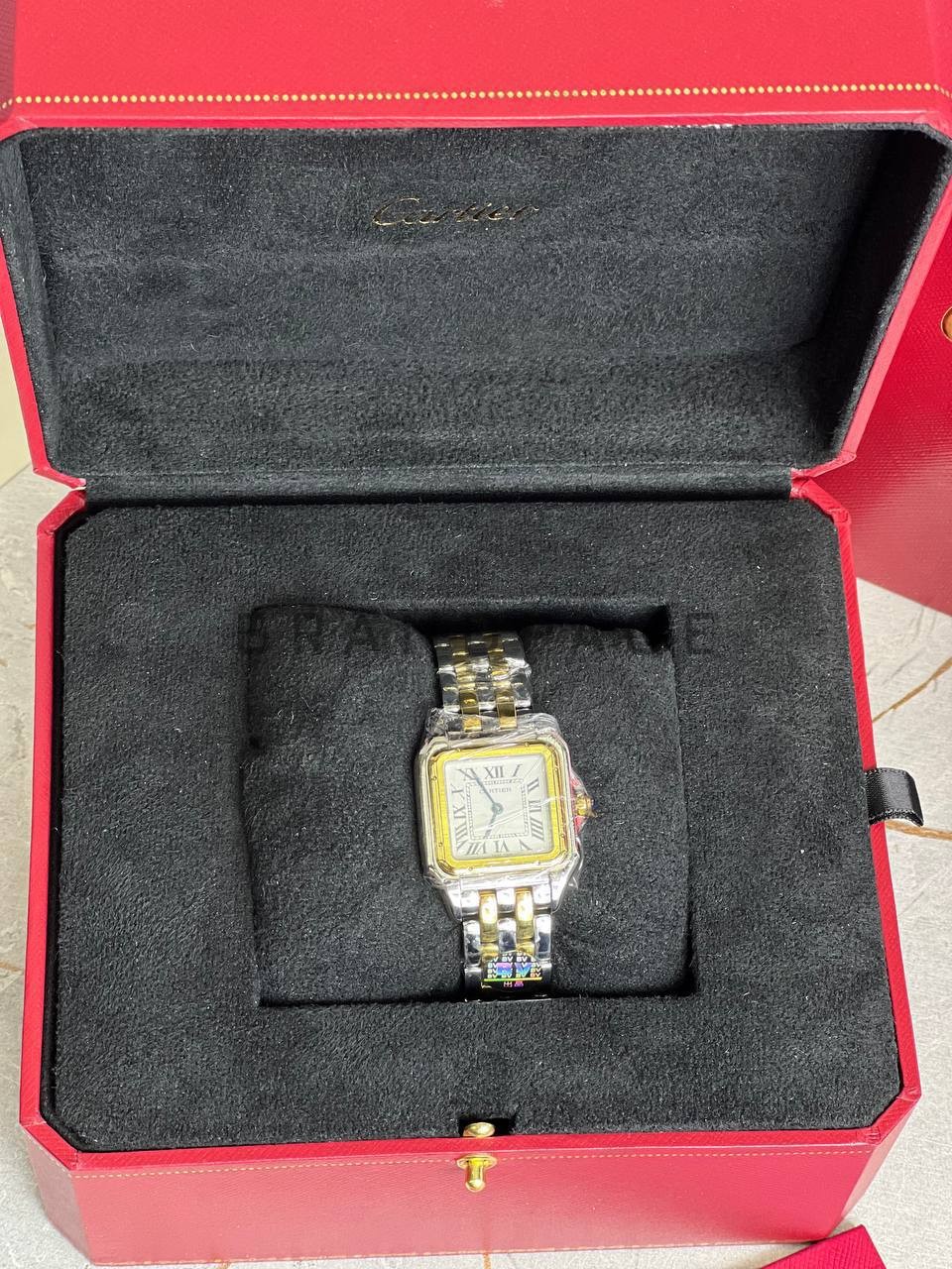 Часы Cartier Panthere из стали BPLUX12541 Часы Cartier Panthere из стали BPLUX12541