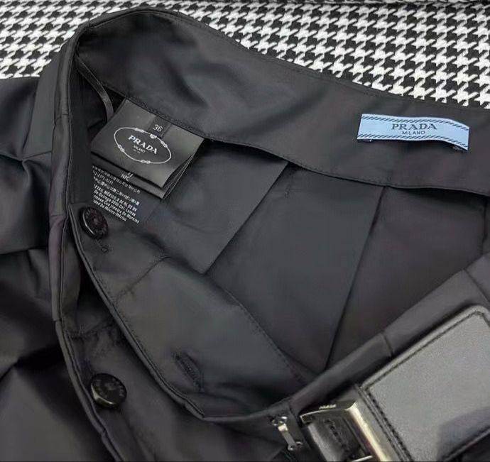 Юбка Prada премиальная BP-14390 Юбка Prada премиальная BP-14390