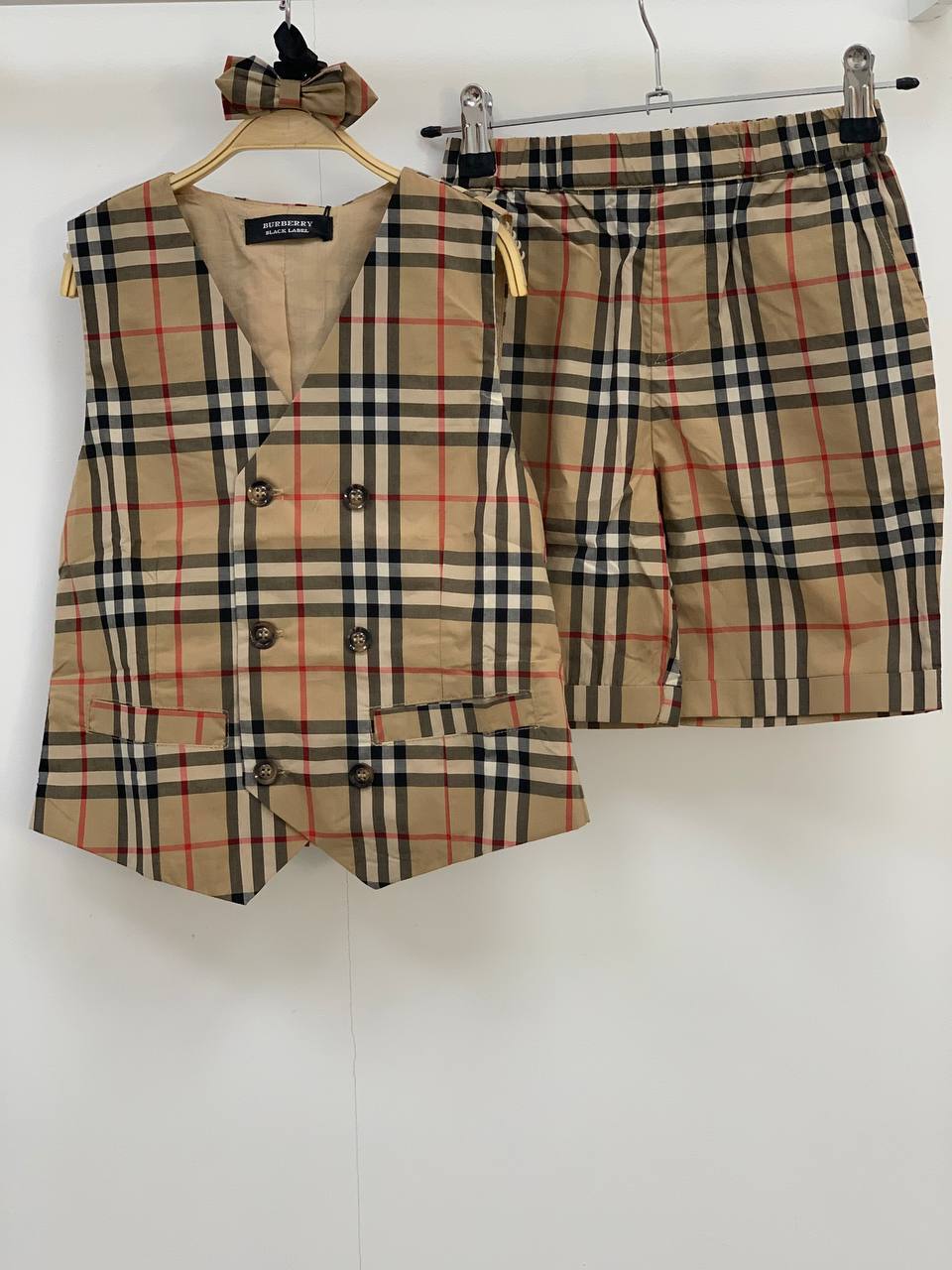 Комплект Burberry стильный BP-15354 Комплект Burberry стильный BP-15354