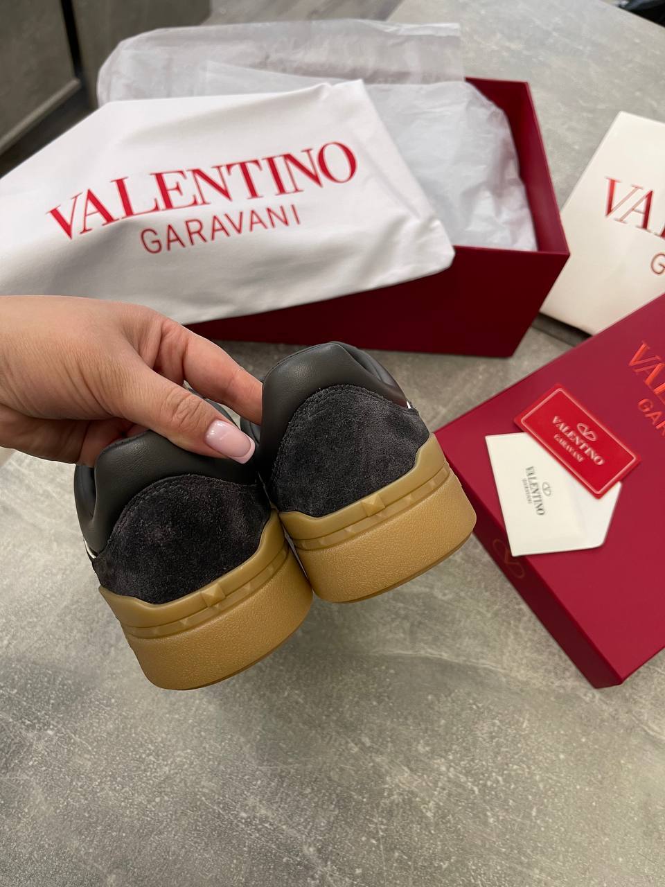 Valentino стильные мужские кеды BP-49283 Valentino стильные мужские кеды BP-49283