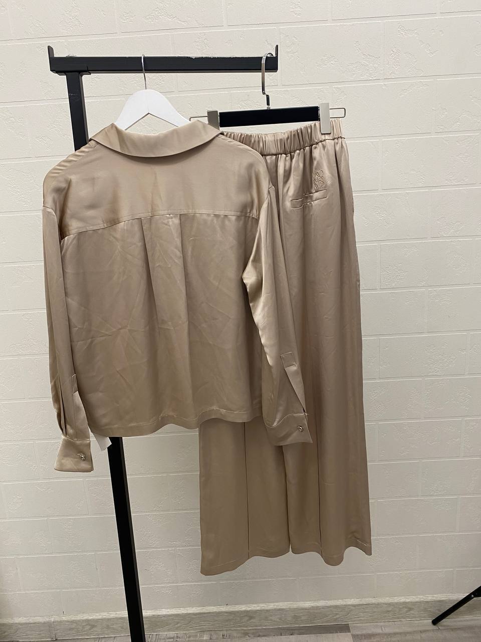 Костюм премиальный Loewe BP-50836 Костюм премиальный Loewe BP-50836