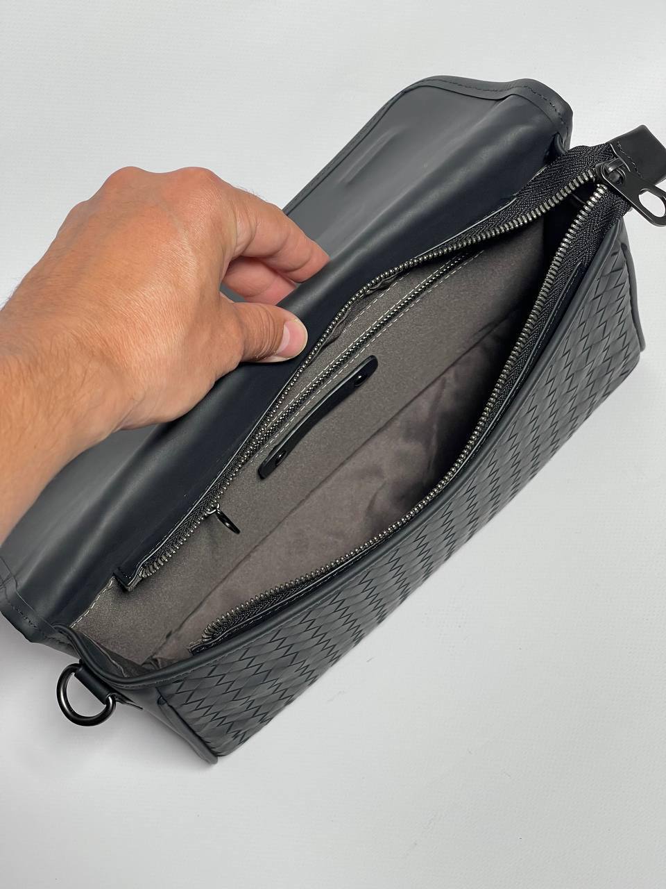 Мессенджер Bottega Veneta стильный BP-39156 Мессенджер Bottega Veneta стильный BP-39156