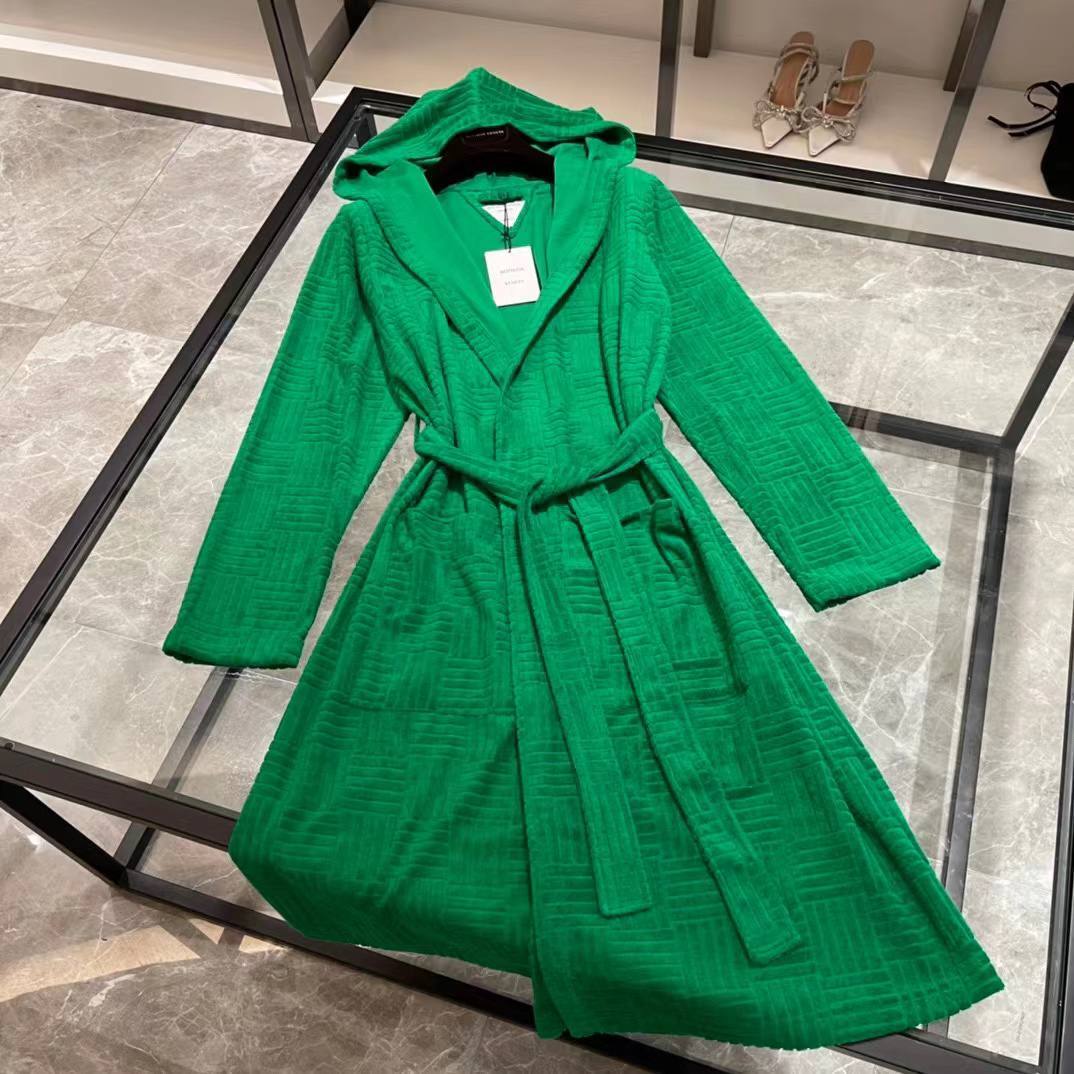 Халат стильный Bottega Veneta BP-18676 Халат стильный Bottega Veneta BP-18676