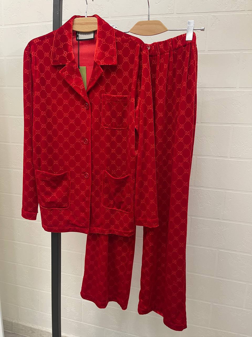 Gucci коллекционный костюм для женщин BP-45758 Gucci коллекционный костюм для женщин BP-45758
