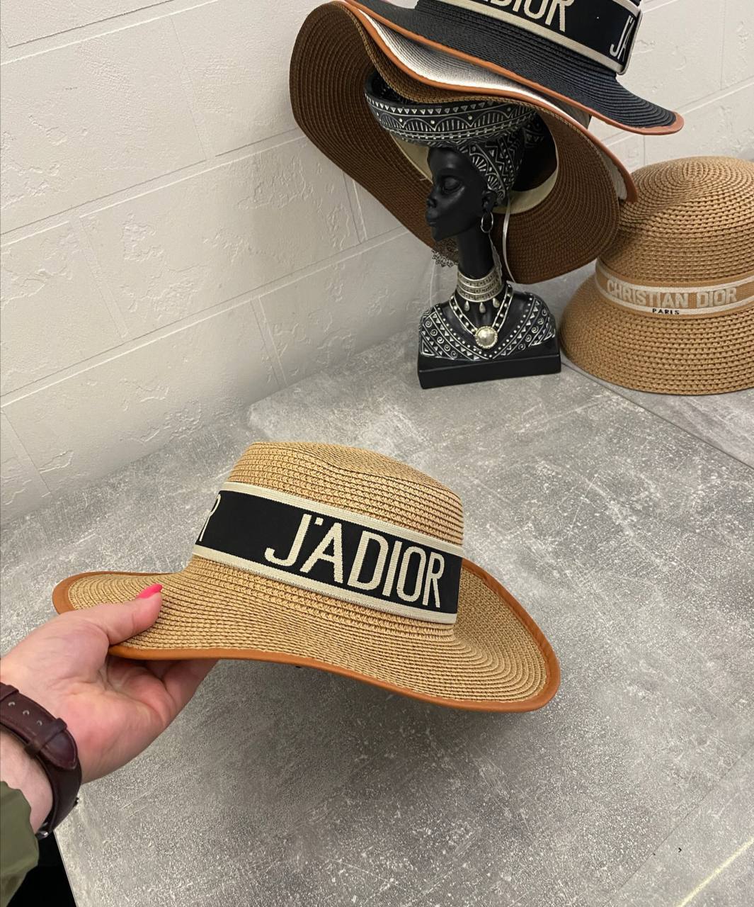 Дизайнерская шляпа Christian Dior BP-50490 Дизайнерская шляпа Christian Dior BP-50490