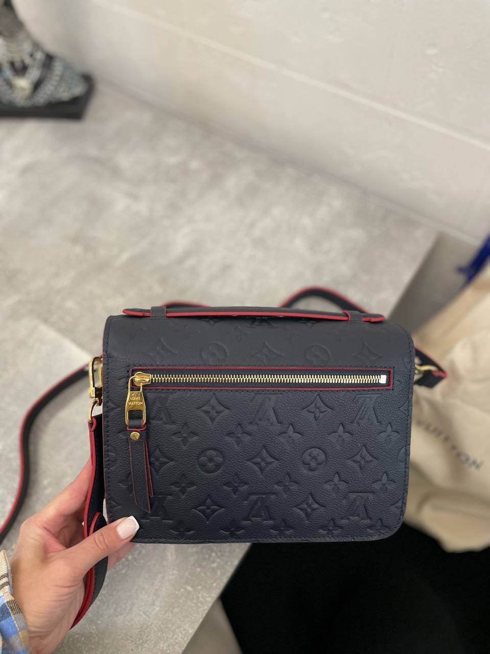 Коллекционная женская сумка Pochette Louis Vuitton BP-42708 Коллекционная женская сумка Pochette Louis Vuitton BP-42708