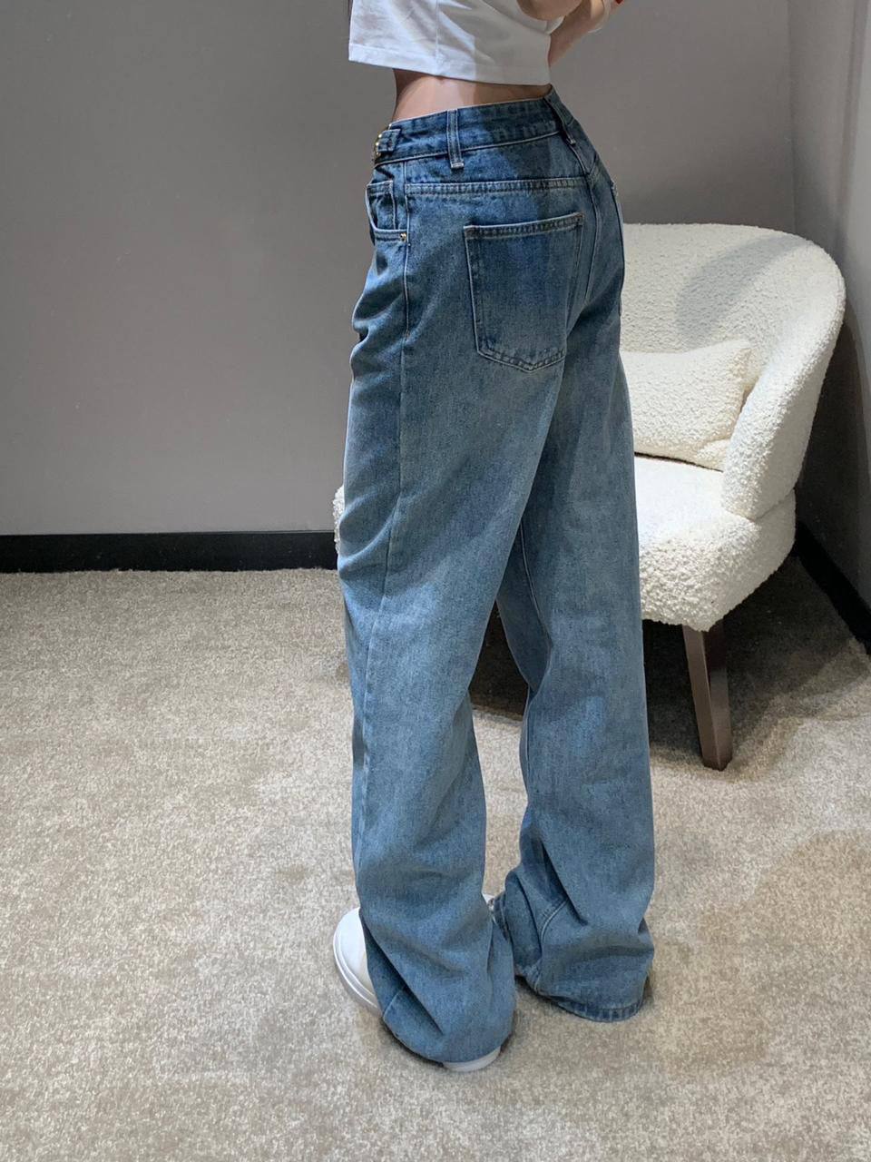 Джинсы трендовые Miu Miu BP-48563 Джинсы трендовые Miu Miu BP-48563