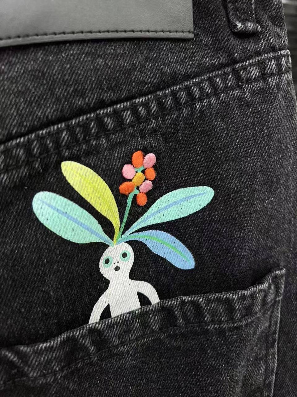 Коллекционные джинсы Loewe BP-46740 Коллекционные джинсы Loewe BP-46740