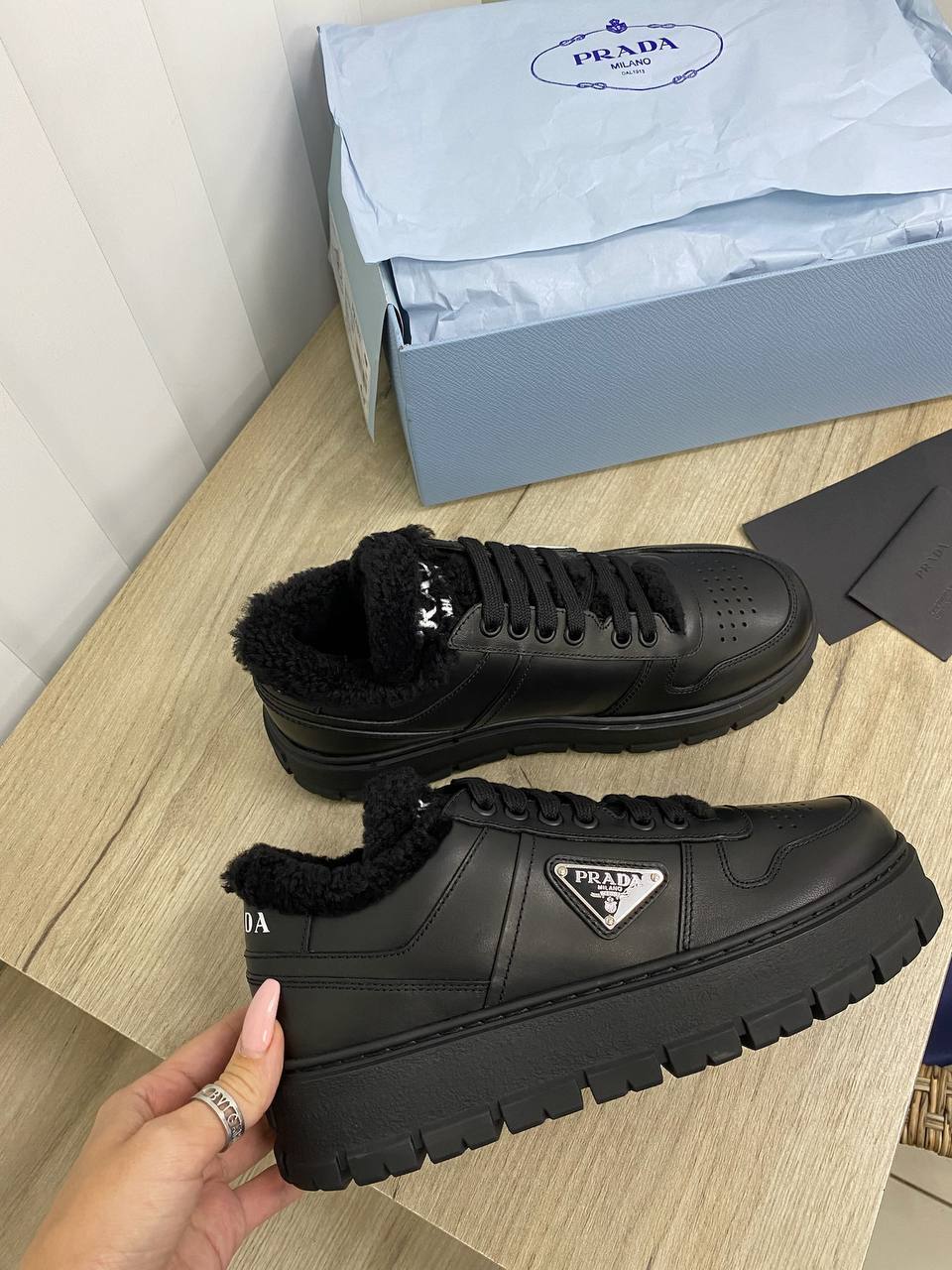 Премиальные женские кеды Prada BP-21280 Премиальные женские кеды Prada BP-21280