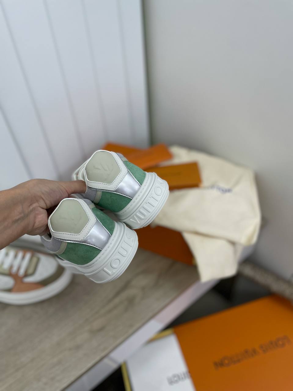 Louis Vuitton коллекционные кроссовки BP-36736 Louis Vuitton коллекционные кроссовки BP-36736