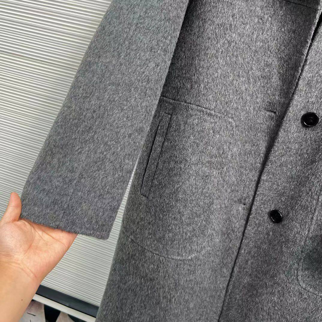 Элитное пальто Prada BP-42355 Элитное пальто Prada BP-42355