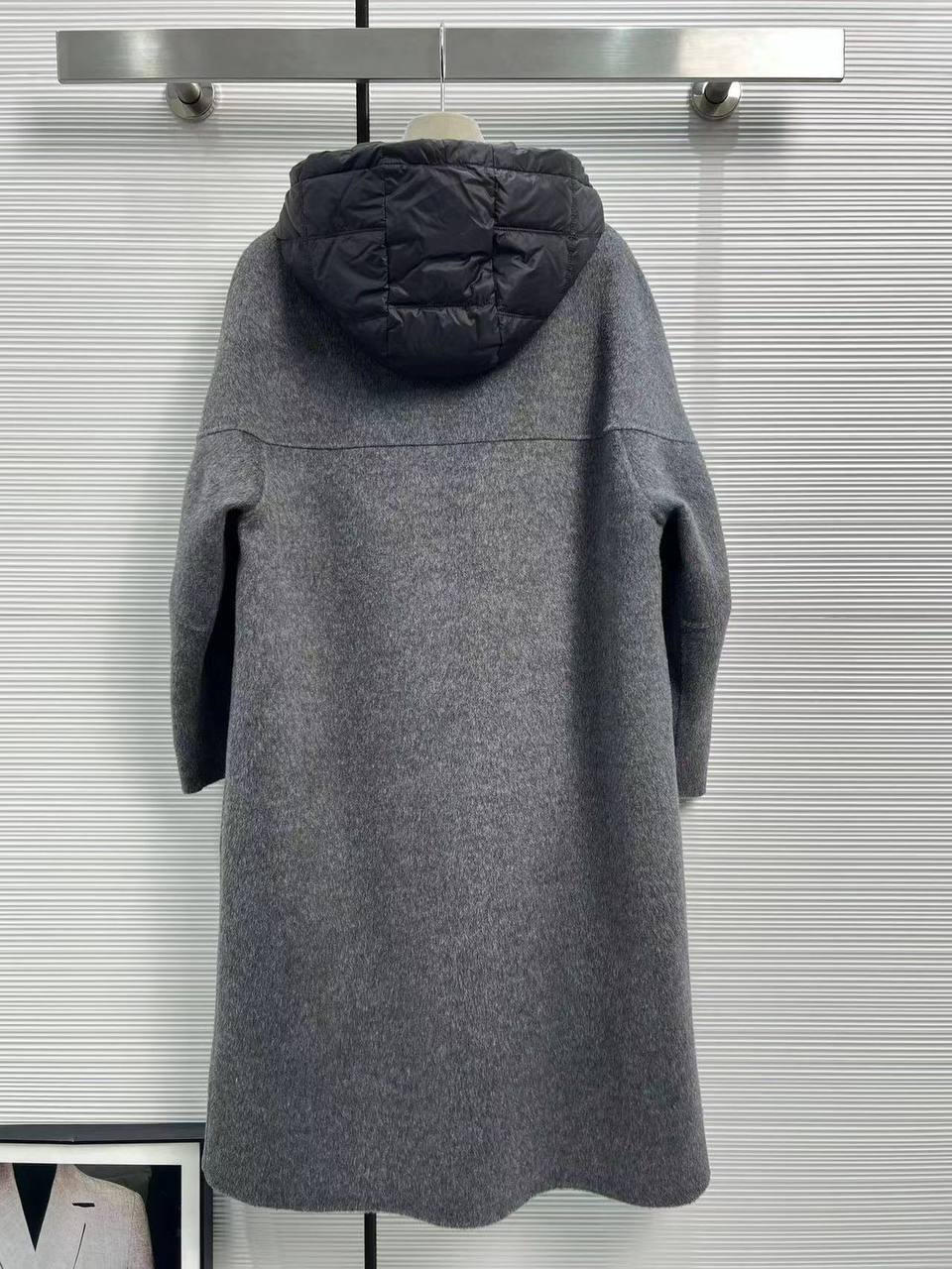 Элитное пальто Prada BP-42355 Элитное пальто Prada BP-42355