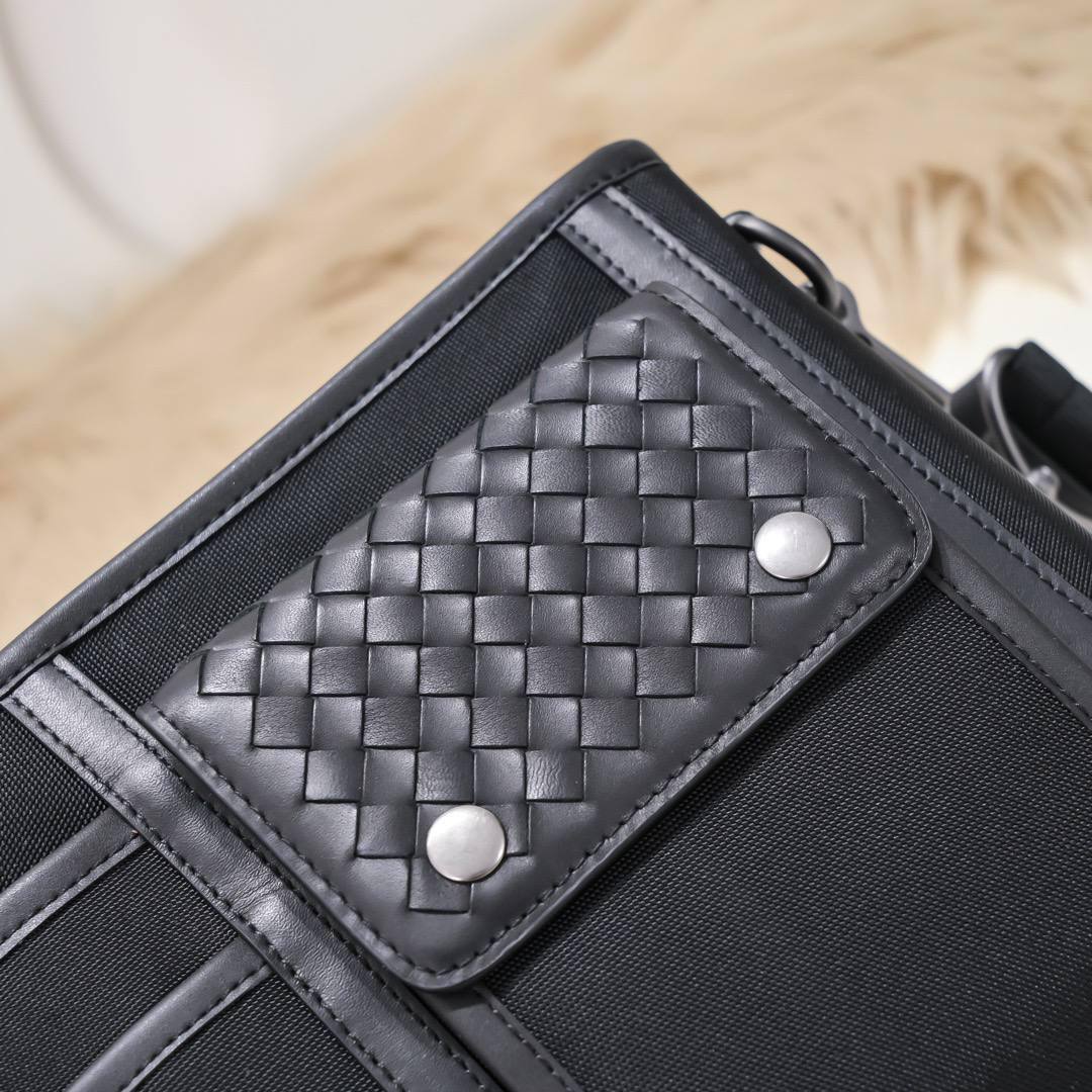 Мессенджер премиум Bottega Veneta BP-39693 Мессенджер премиум Bottega Veneta BP-39693