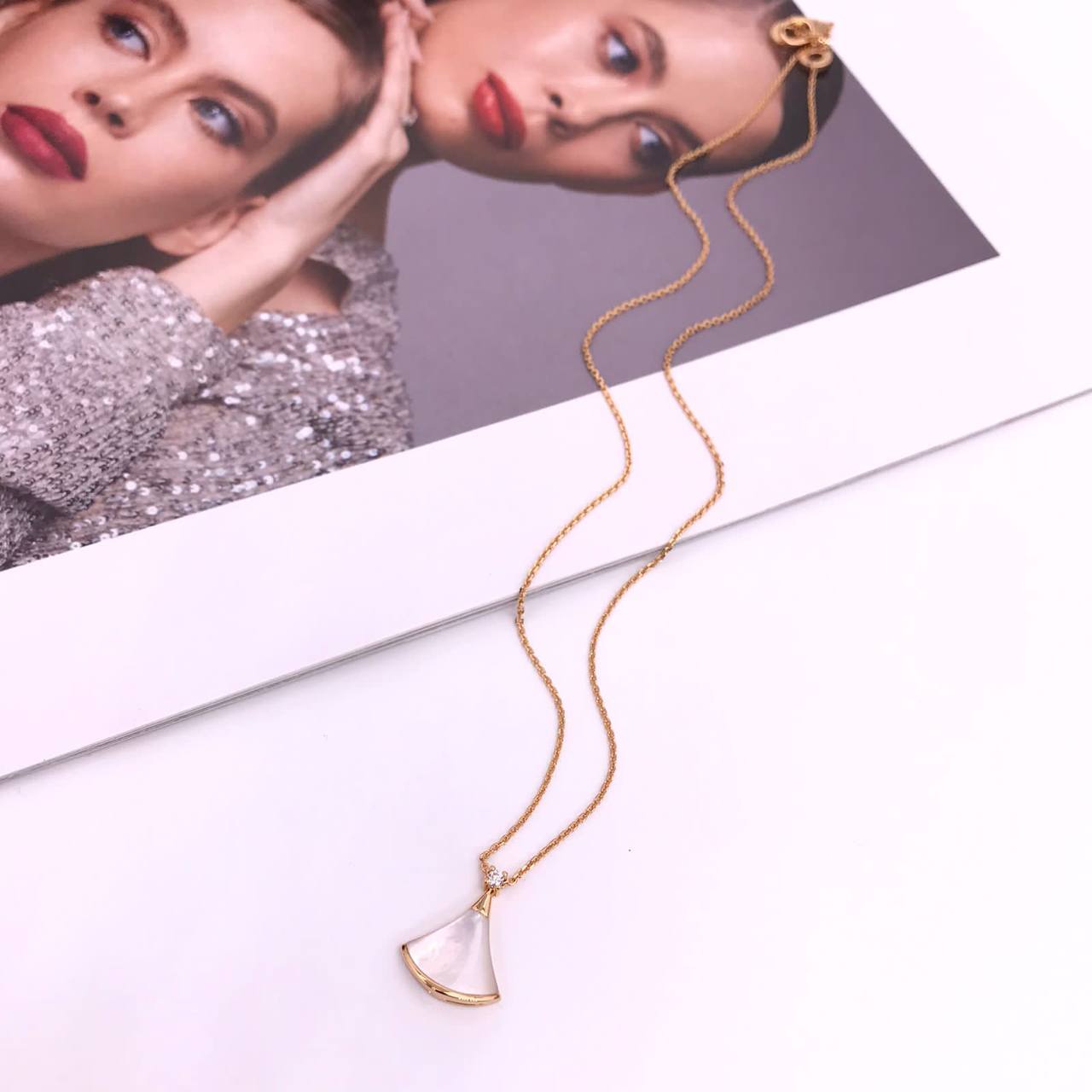 Элитная подвеска Bvlgari BP-12762 Элитная подвеска Bvlgari BP-12762