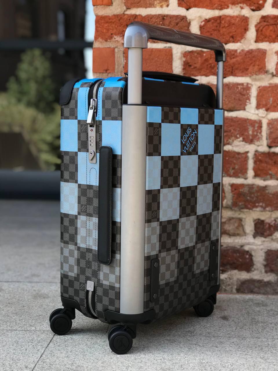 Louis Vuitton чемодан BP-42473 Louis Vuitton чемодан BP-42473