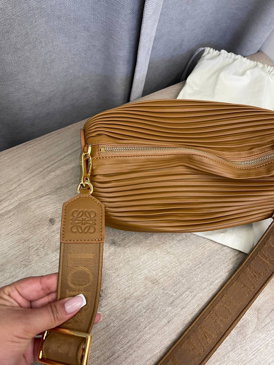 Трендовая женская сумка Loewe BP-53536 Трендовая женская сумка Loewe BP-53536