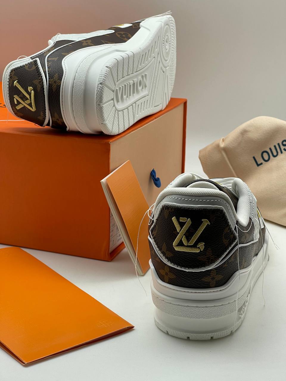 Louis Vuitton стильные кеды мужские BP-45520 Louis Vuitton стильные кеды мужские BP-45520