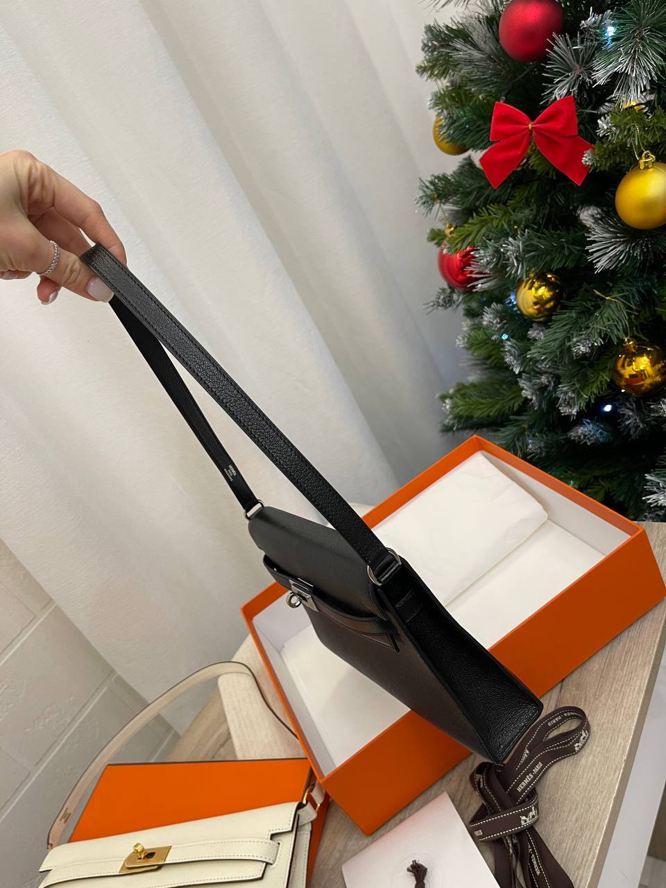 Kelly Elan сумка премиум Chevre PHW женская Hermes BP-44513 Kelly Elan сумка премиум Chevre PHW женская Hermes BP-44513