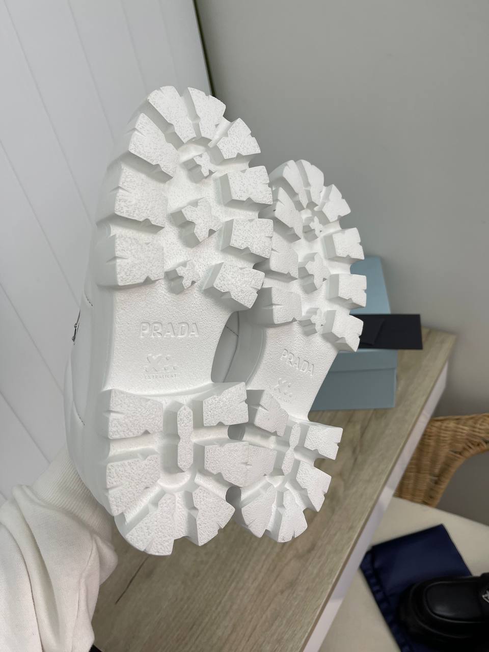 Кеды Prada BP-32867 трендовые Кеды Prada BP-32867 трендовые