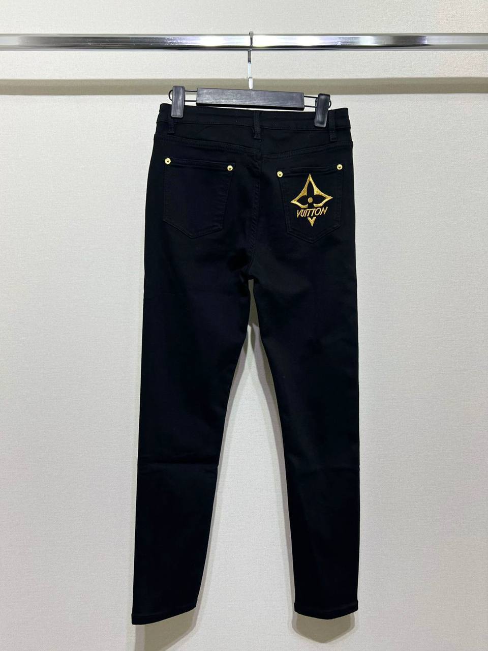 Джинсы премиум Louis Vuitton BP-44021 Джинсы премиум Louis Vuitton BP-44021