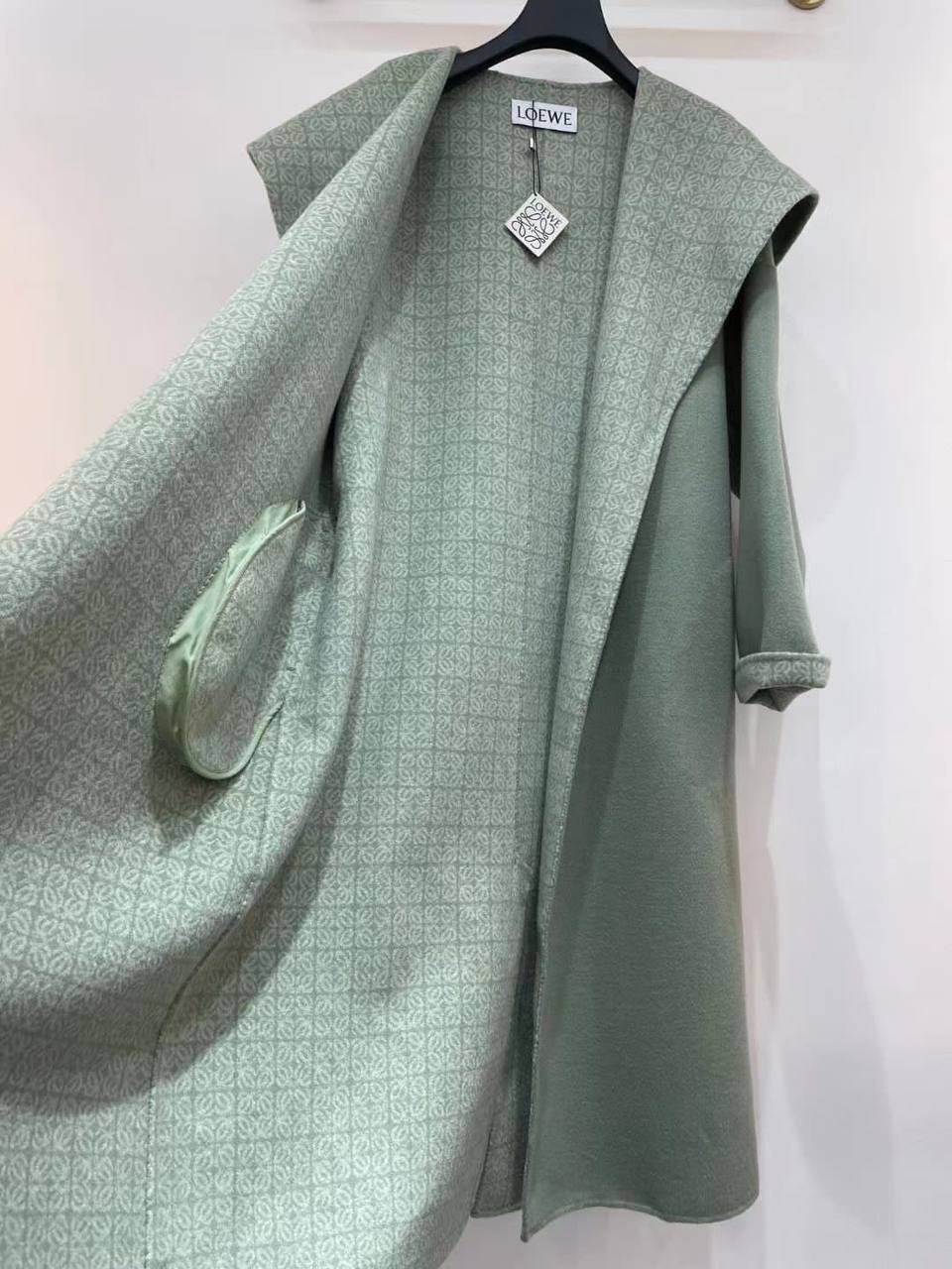 Пальто Loewe BP-19068 коллекционное Пальто Loewe BP-19068 коллекционное