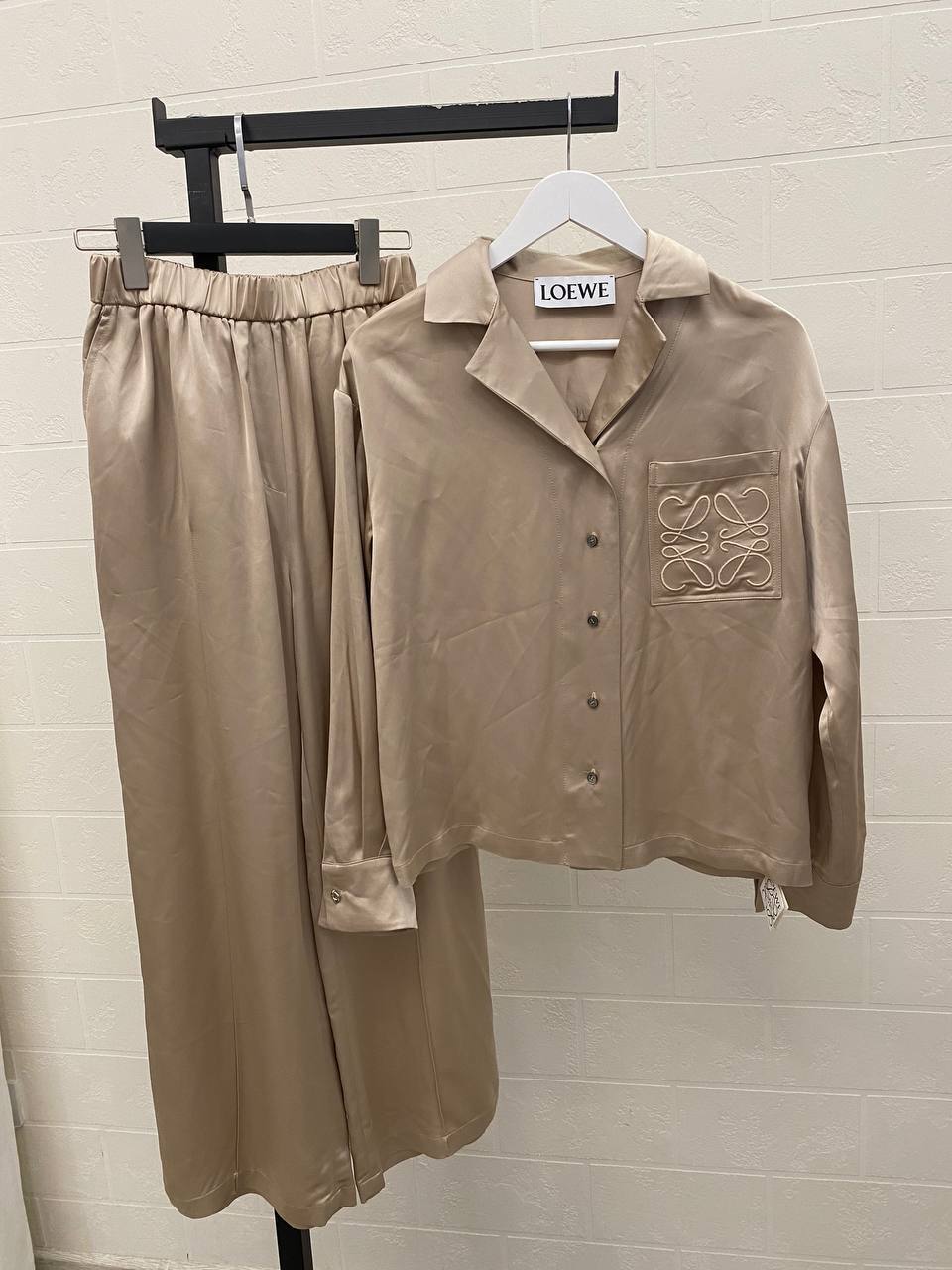 Костюм премиальный Loewe BP-50836 Костюм премиальный Loewe BP-50836