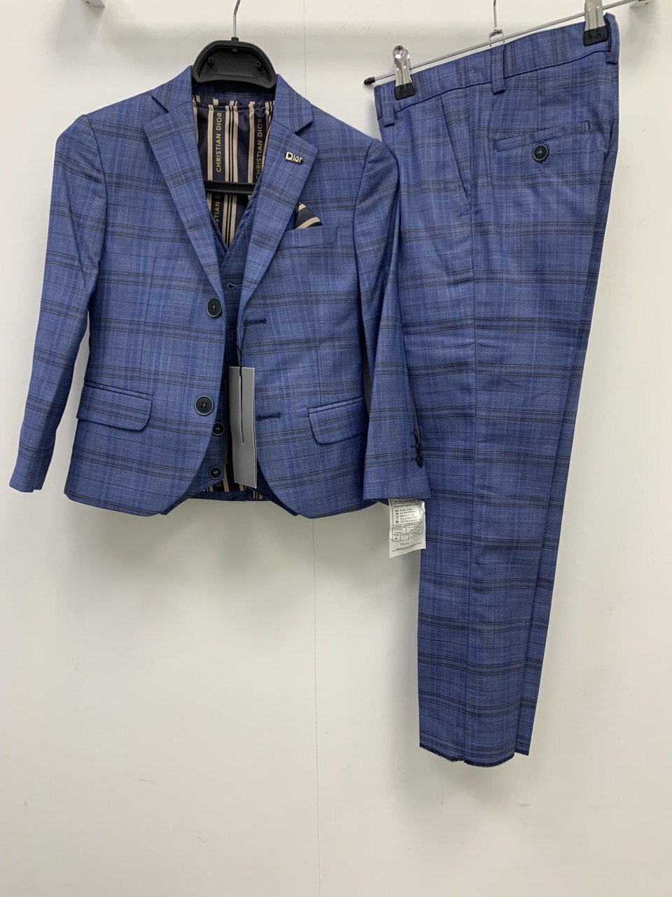 Костюм 3-ка Christian Dior премиальный BP-45858 Костюм 3-ка Christian Dior премиальный BP-45858