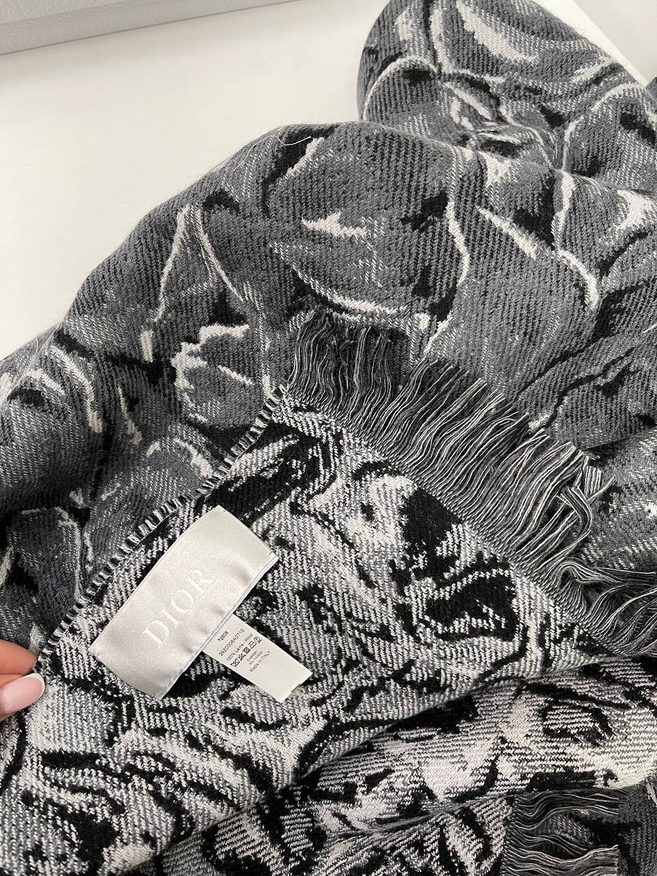 Плед Christian Dior 130*140 BP-26495 стильный Плед Christian Dior 130*140 BP-26495 стильный