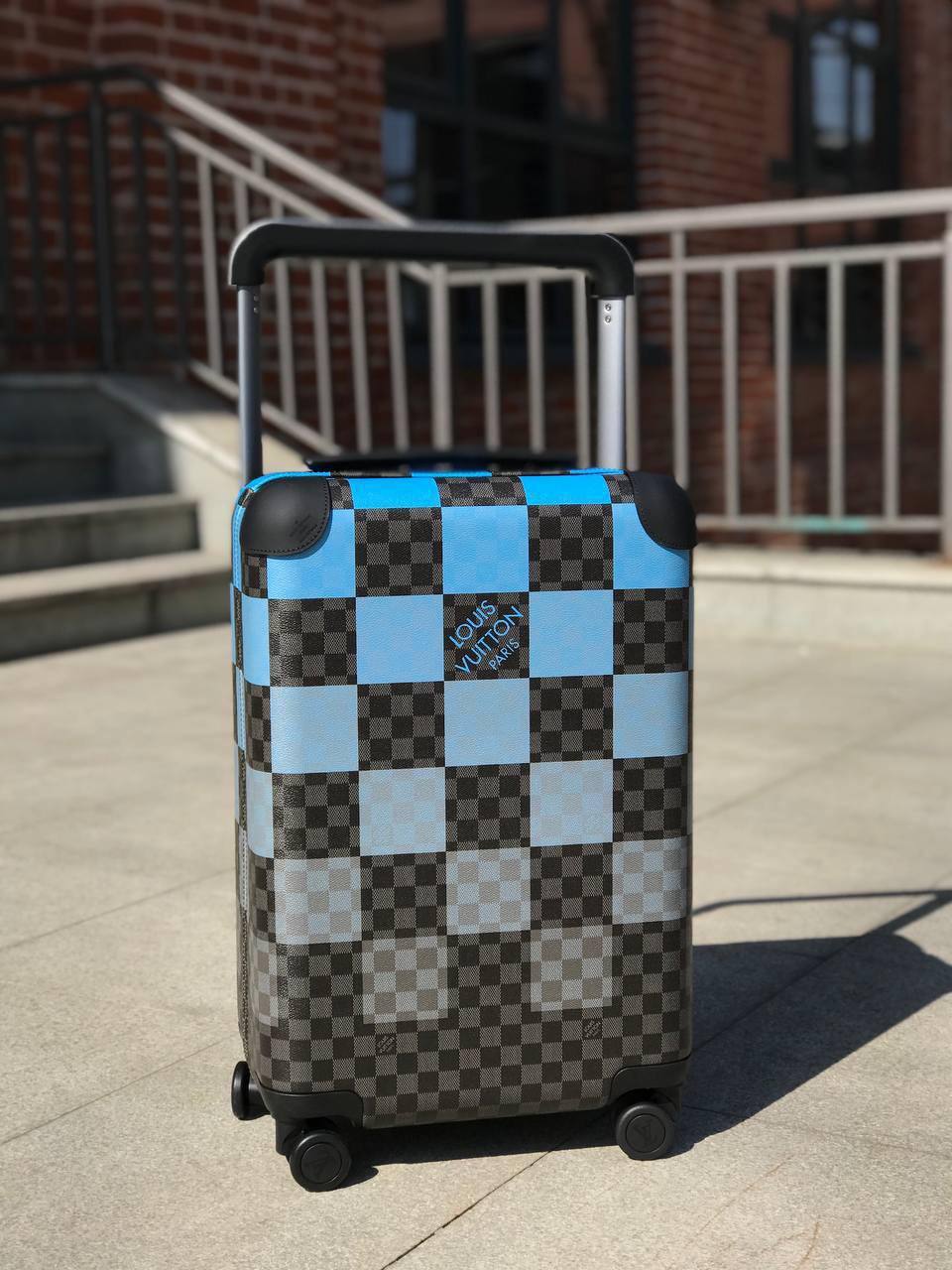 Louis Vuitton чемодан BP-42473 Louis Vuitton чемодан BP-42473