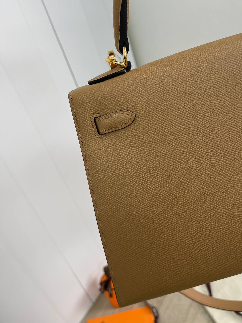 Коллекционная сумка женская Kelly, 25 Epsom GHW Hermes BP-18073 Коллекционная сумка женская Kelly, 25 Epsom GHW Hermes BP-18073