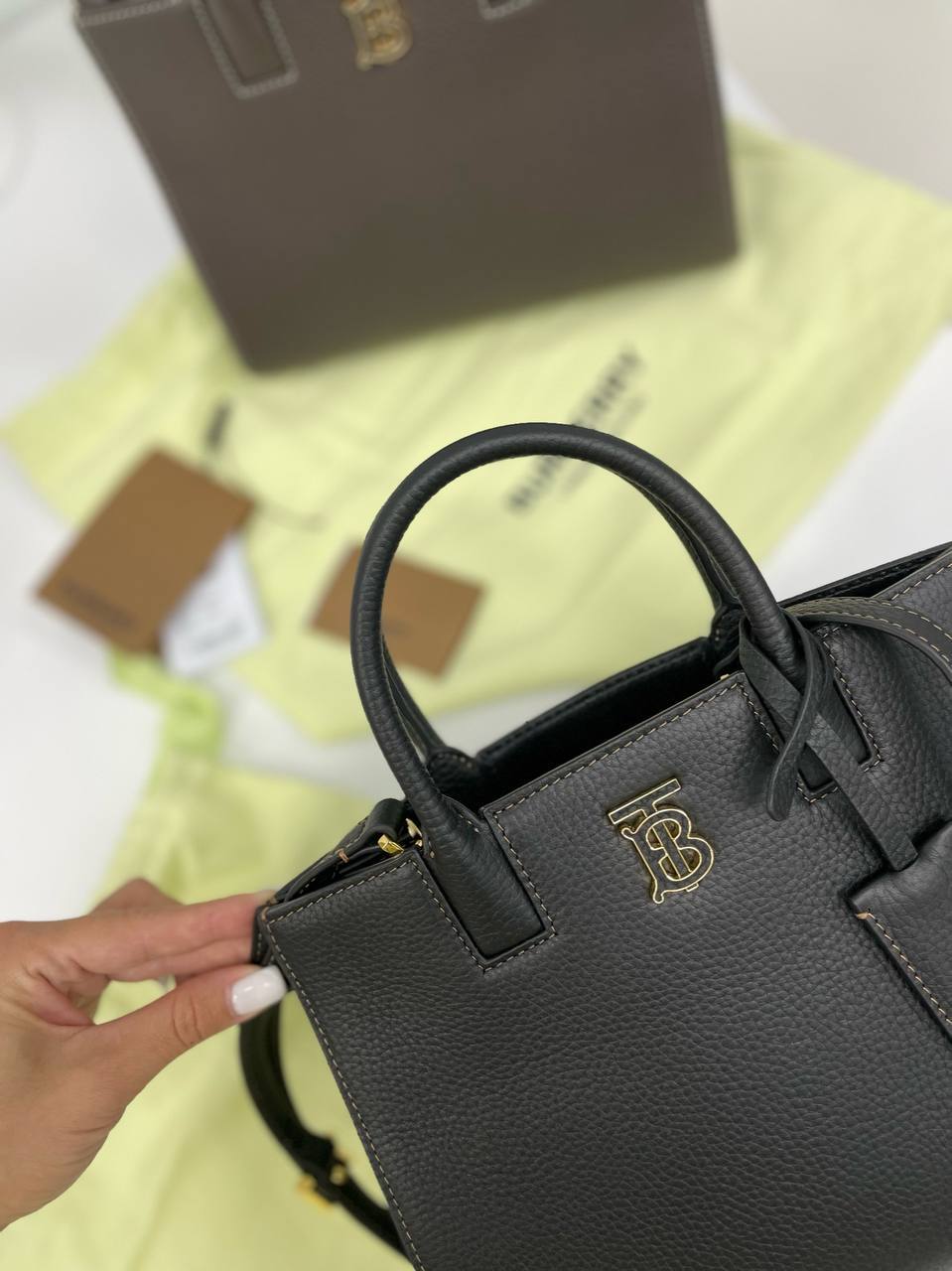 Элитная сумка Burberry женская BP-18575 Элитная сумка Burberry женская BP-18575