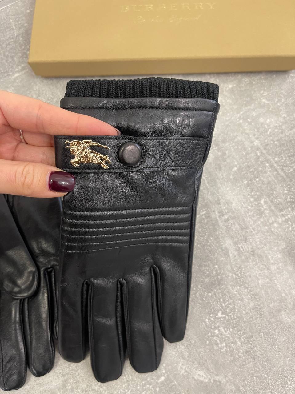 Burberry BP-26133 мужские премиум перчатки Burberry BP-26133 мужские премиум перчатки