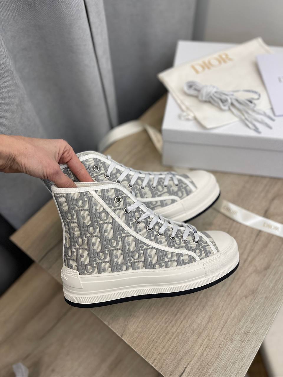 Трендовые женские кеды Christian Dior BP-48477 Трендовые женские кеды Christian Dior BP-48477