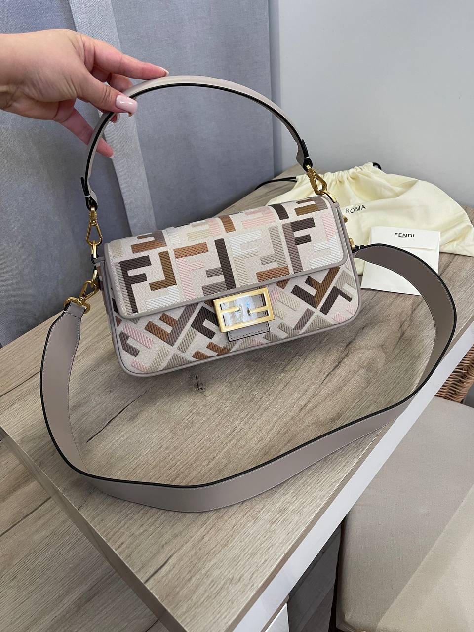 Сумка трендовая женская Fendi BP-51190 Сумка трендовая женская Fendi BP-51190