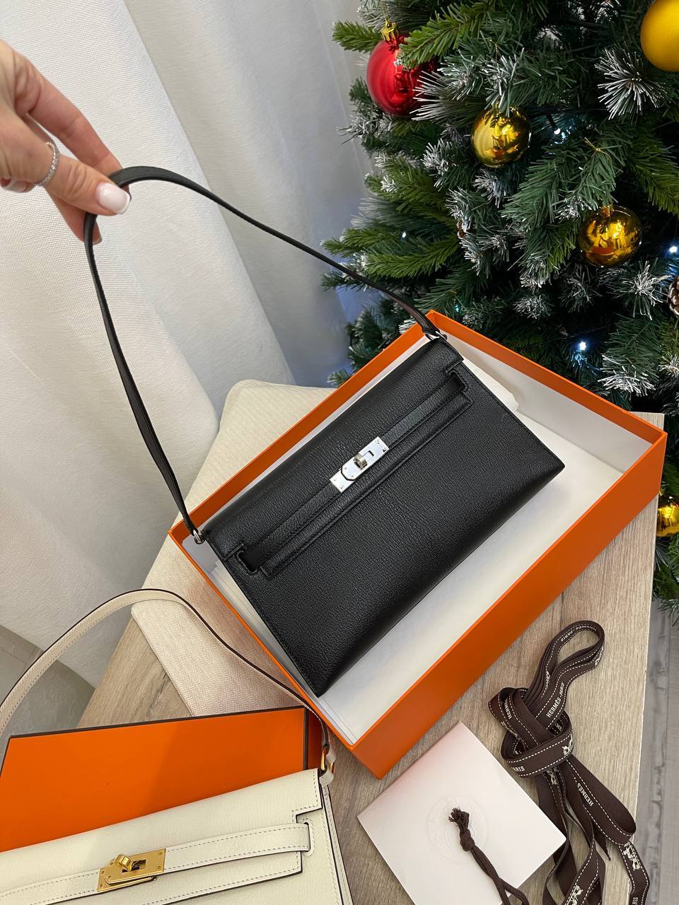 Kelly Elan сумка премиум Chevre PHW женская Hermes BP-44513 Kelly Elan сумка премиум Chevre PHW женская Hermes BP-44513